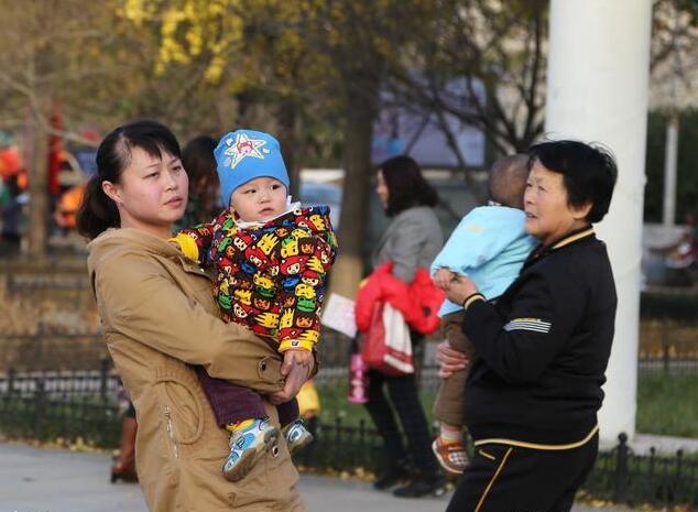 春节回家后的代际摩擦，如何调适在外打拼成年人与父母间的角色回归和心理矛盾？