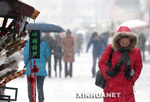 辽宁遭遇近60年一月最强降雪，交通出行受影响严重